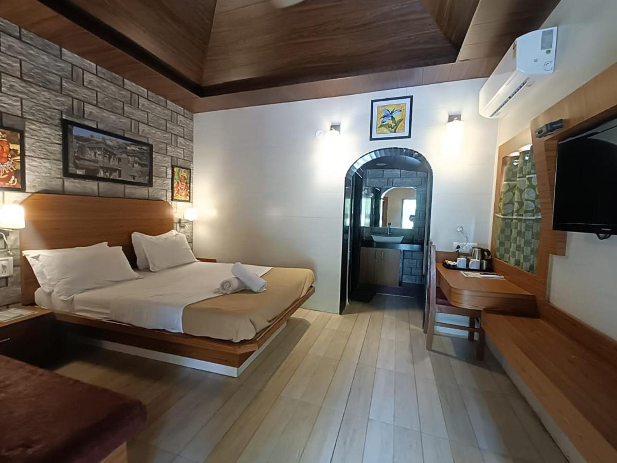 Ellora Heritage Resort Exterior photo