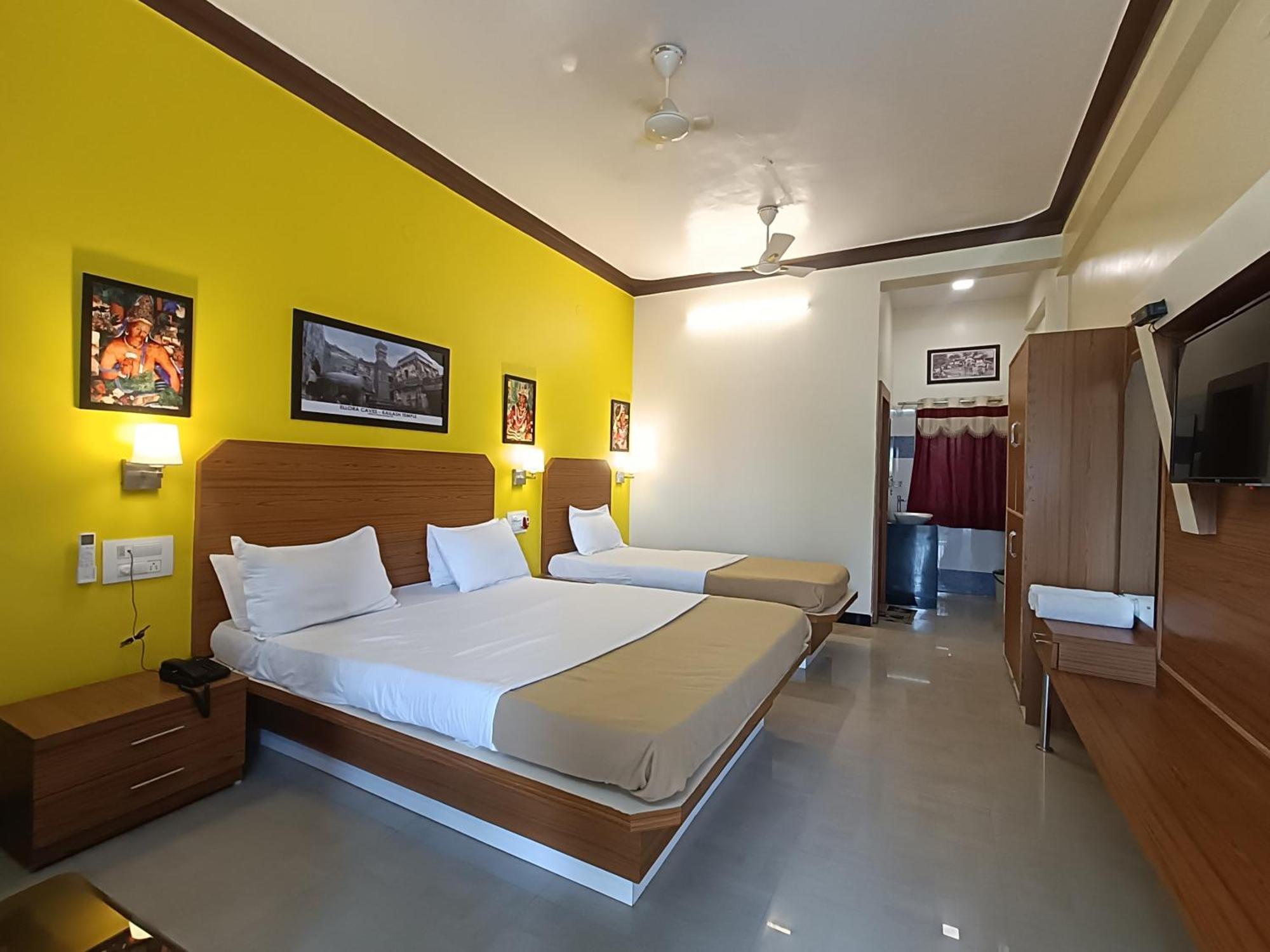 Ellora Heritage Resort Exterior photo