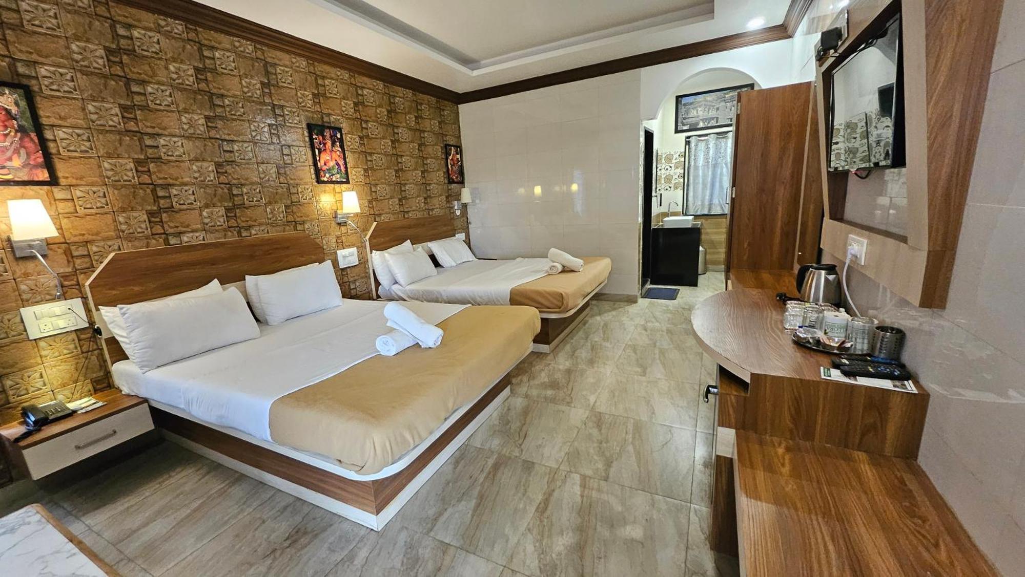Ellora Heritage Resort Exterior photo