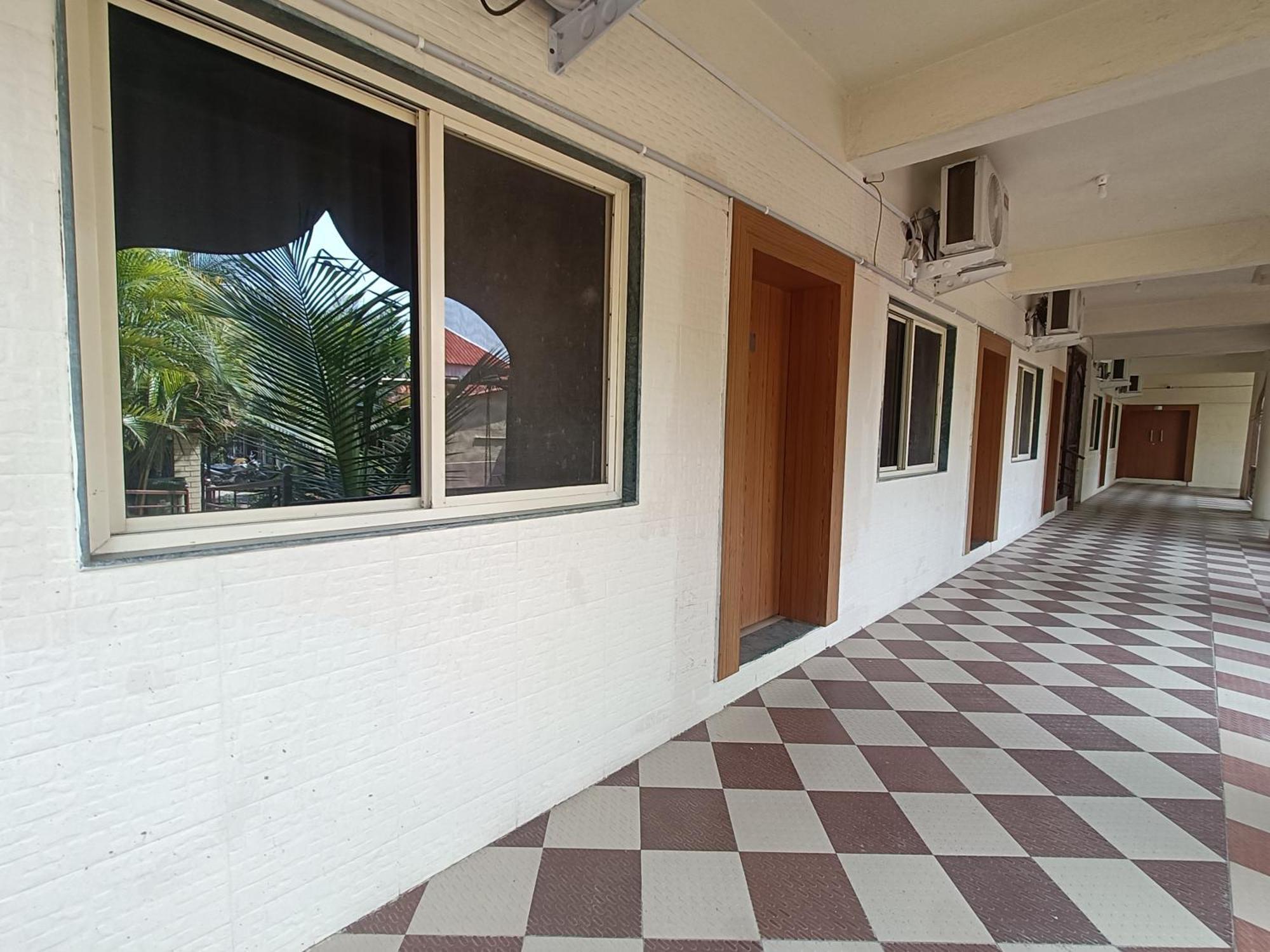 Ellora Heritage Resort Exterior photo
